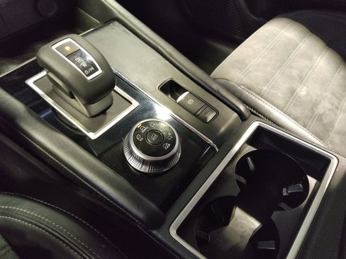 Used 2023 Mitsubishi Outlander SE AWD/4WD image 26