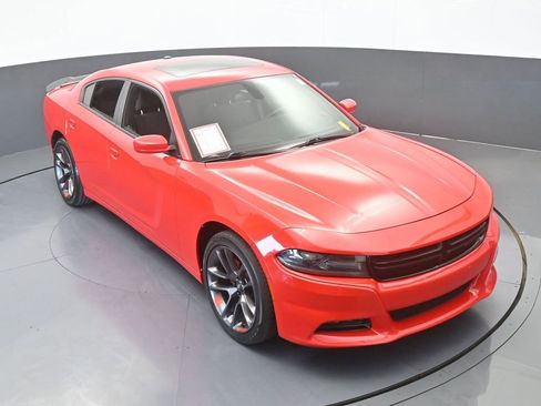 Used 2019 Dodge Charger SXT image 52