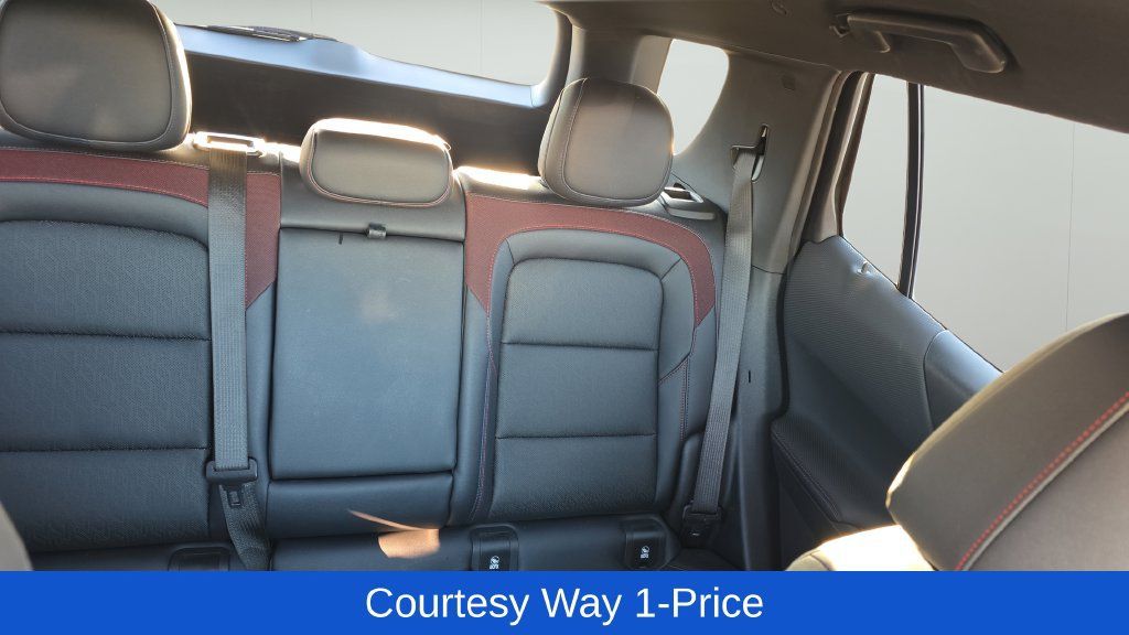 Used 2025 Chevrolet Equinox RS w/ Safety and Technology Package FWD image 13