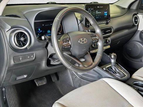 Used 2022 Hyundai Kona Limited FWD image 8