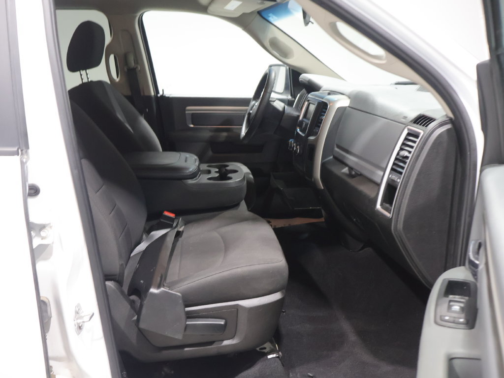 Used 2019 RAM 1500 Warlock AWD/4WD image 23