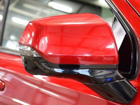 Used 2022 Chevrolet Tahoe Z71 w/ Luxury Package image 17