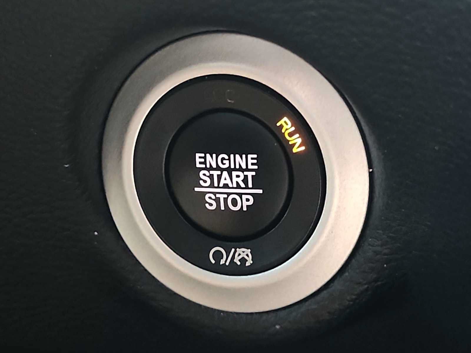 Used 2024 Chrysler Pacifica Pinnacle FWD image 23