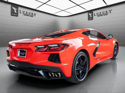 Used 2020 Chevrolet Corvette Stingray Preferred Cpe w/ 2LT Preferred Equipment Group RWD image 8