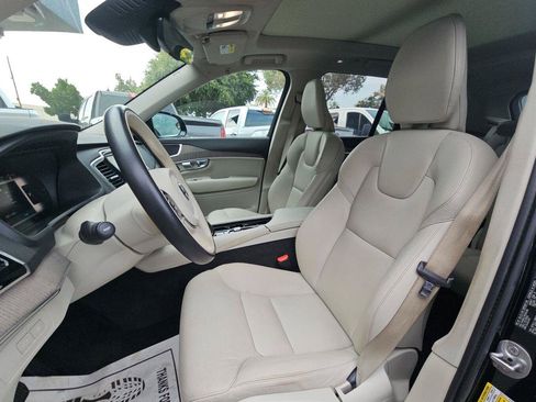Used 2024 Volvo XC90 T8 Plus AWD/4WD image 7