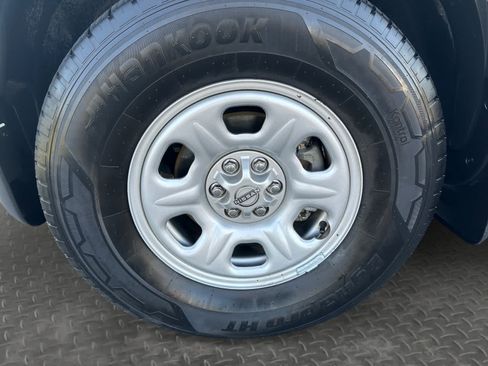 Used 2024 Nissan Frontier S w/ S Utility Package RWD image 9