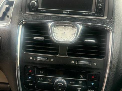 Used 2012 Chrysler Town & Country Touring w/ Entertainment Group #1 image 22