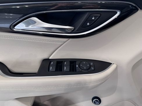 Certified 2023 Buick Envision Preferred image 24