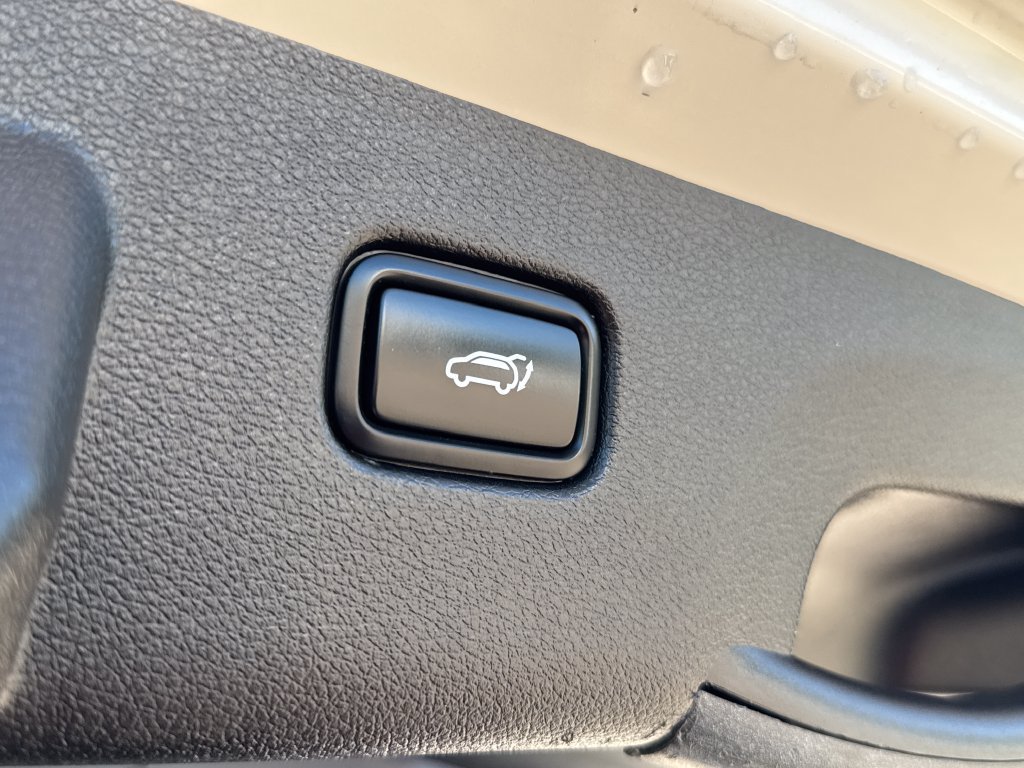Used 2023 Kia Sportage X-Line w/ X-Line Premium Package AWD/4WD image 8