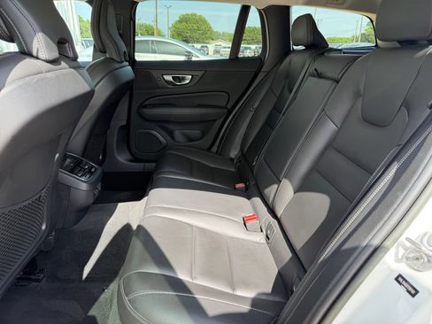 Used 2023 Volvo V60 B5 Cross Country Ultimate AWD/4WD image 24