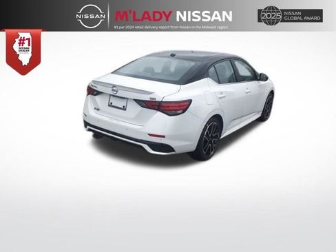 New 2025 Nissan Sentra SR image 7
