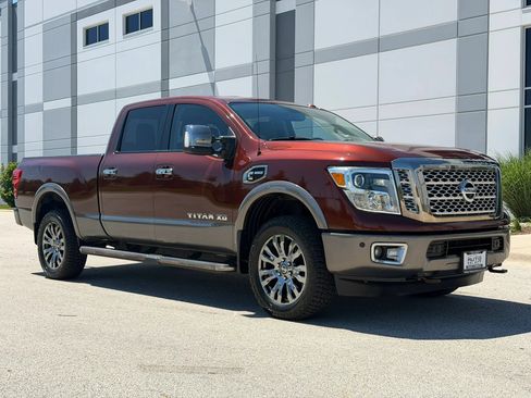 Used 2016 Nissan Titan Platinum Reserve AWD/4WD image 3