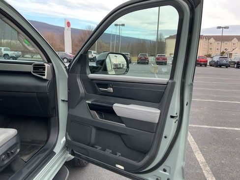 Used 2024 Toyota Tundra Limited image 23