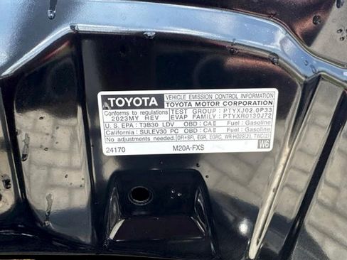 Used 2023 Toyota Prius LE FWD image 19