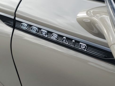 New 2026 Lincoln Corsair Premiere image 7