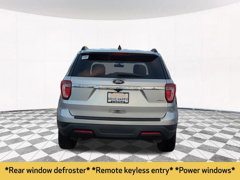 Used 2018 Ford Explorer 4WD image 7