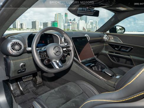 Used 2025 Mercedes-Benz AMG GT 63 image 9
