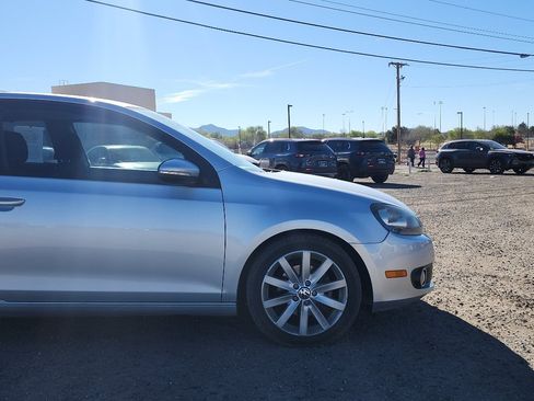 Used 2011 Volkswagen Golf TDI image 4