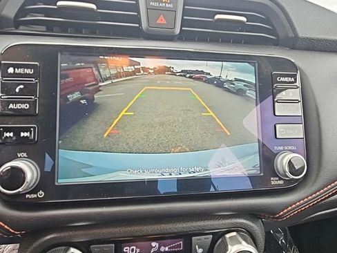 Used 2024 Nissan Versa SR image 20