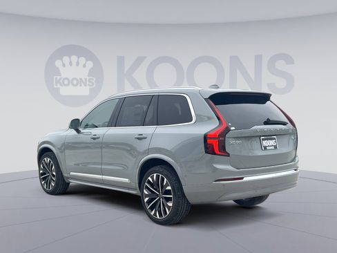 New 2026 Volvo XC90 B6 Plus w/ Protection Package Premier image 4
