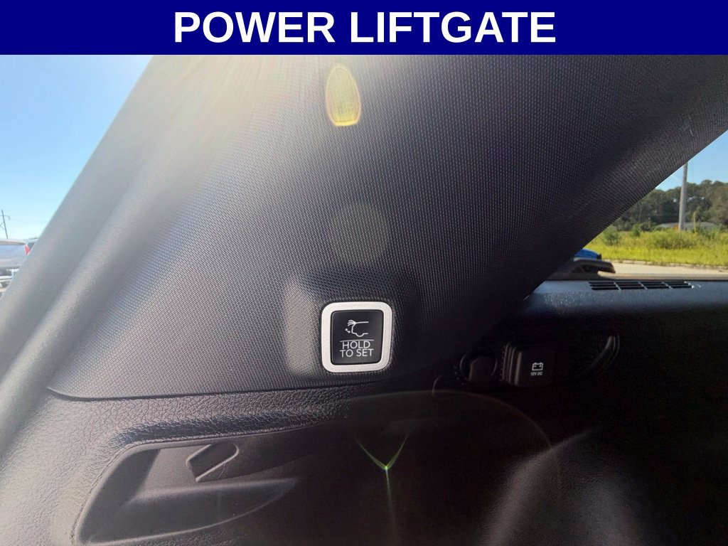 Used 2025 Jeep Grand Cherokee Limited AWD/4WD image 16