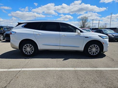 Used 2023 Buick Enclave Essence w/ Trailering Package, 5000 lbs. FWD image 8