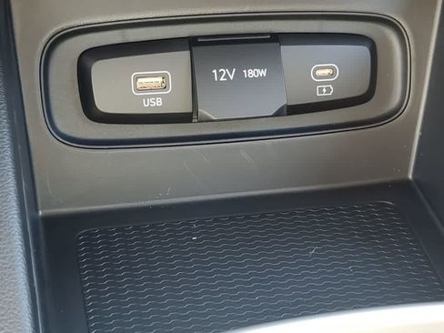 New 2026 Hyundai Venue SE FWD image 30