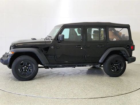 Used 2022 Jeep Wrangler Unlimited Sport AWD/4WD image 4