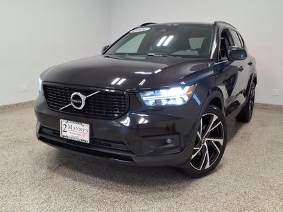 Used 2021 Volvo XC40 T5 R-Design w/ Climate Package