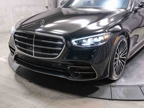 Certified 2023 Mercedes-Benz S 580 4MATIC Sedan image 11