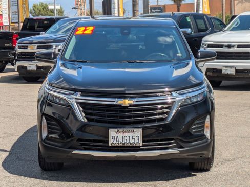 Used 2022 Chevrolet Equinox LT image 2