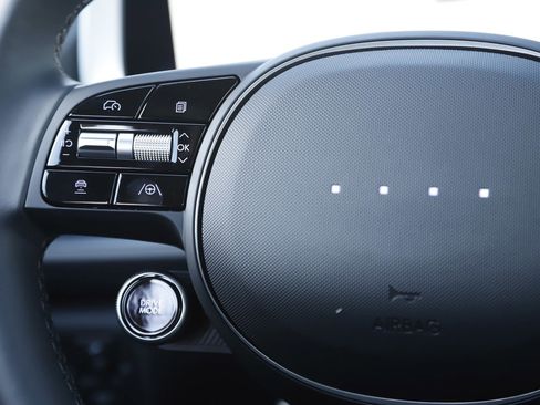 New 2025 Hyundai Ioniq 6 Limited image 21