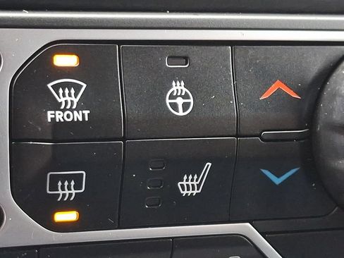 Used 2018 Jeep Wrangler Unlimited Sport S AWD/4WD image 23