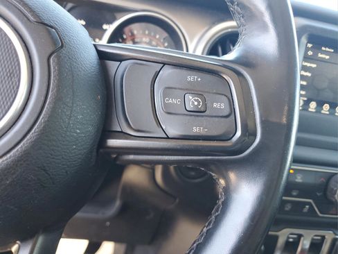 Certified 2020 Jeep Wrangler Sport image 27