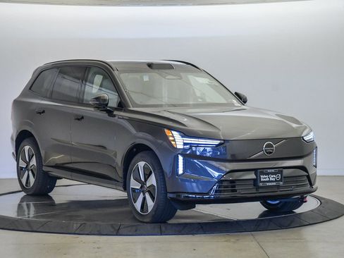 New 2025 Volvo EX90 Plus image 5