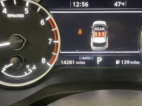 Used 2023 Nissan Rogue SL w/ SL Premium Package image 6