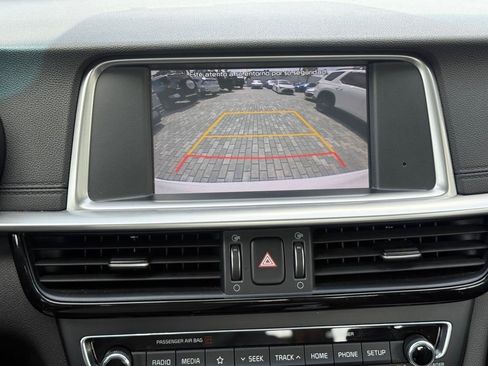 Used 2020 Kia Optima LX FWD image 16