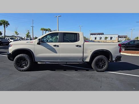 New 2026 Chevrolet Silverado 1500 ZR2 image 23