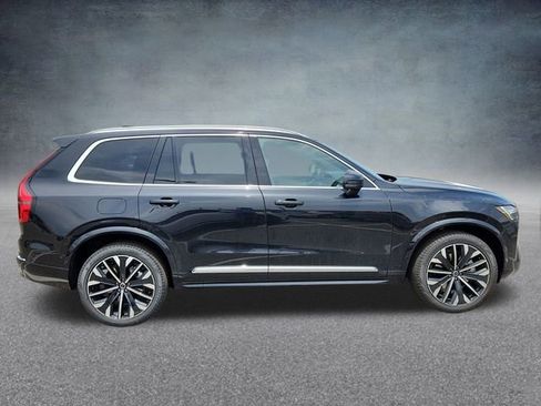 New 2026 Volvo XC90 B5 Plus image 8