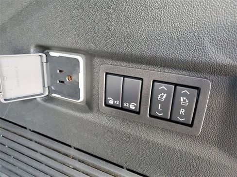 New 2025 Chevrolet Tahoe Premier image 8