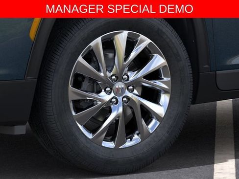 Used 2026 Buick Enclave Preferred w/ Power Package AWD/4WD image 9