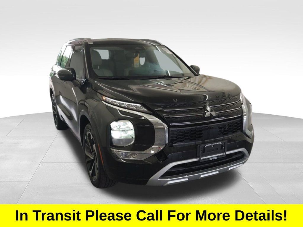 Used 2023 Mitsubishi Outlander SEL FWD image 1