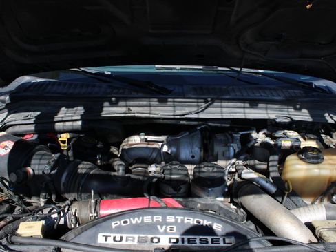 Used 2008 Ford F250 FX4 image 44