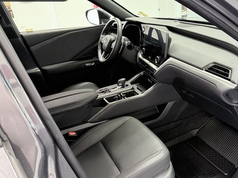 Used 2024 Lexus TX 350 FWD w/ Captains Chair Package image 14