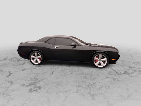 Used 2009 Dodge Challenger SRT8 w/ SRT Option Group II image 9