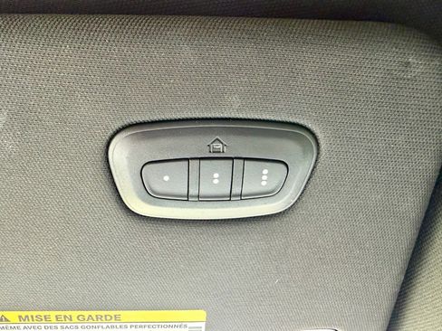 Used 2022 RAM 1500 Big Horn AWD/4WD image 32