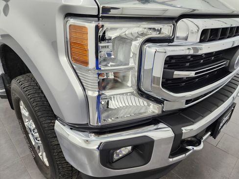 Used 2022 Ford F250 Lariat w/ Chrome Package image 21