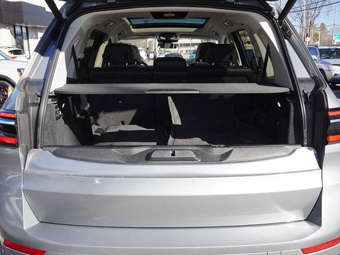 Used 2023 BMW X7 xDrive40i w/ Parking Assistance Package image 22