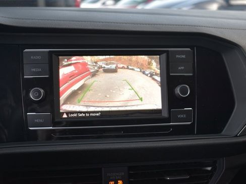 Used 2020 Volkswagen Jetta S w/ Driver Assistance Package image 18