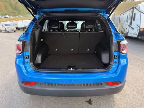 Used 2026 Jeep Compass Limited AWD/4WD image 13